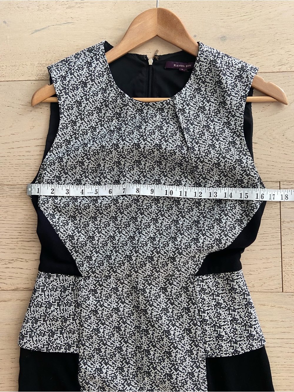 RACHEL ROY Black White Sheath Dress Size 6 Sleeveless Office Work EUC - Picture 4 of 8